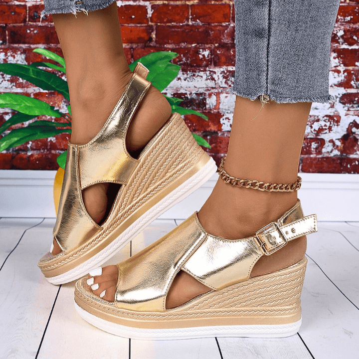 Ellie | Women&