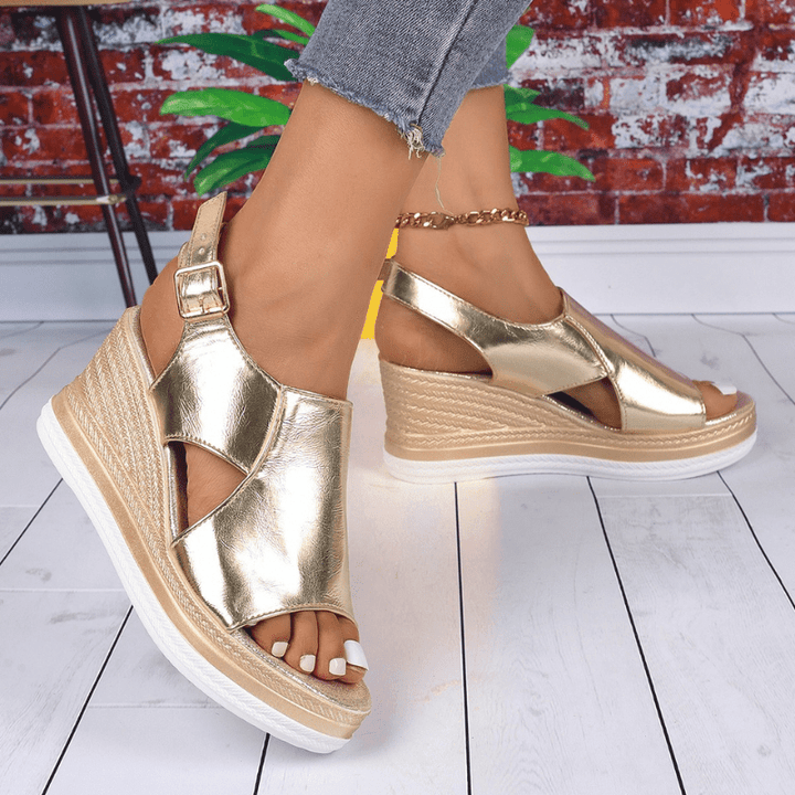 Ellie | Women&