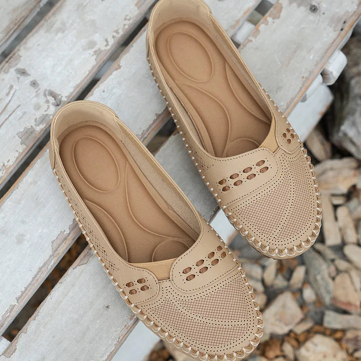 Lydia | Women&