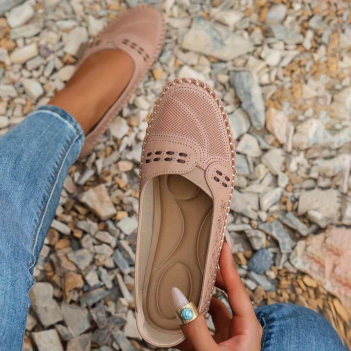 Lydia | Women&