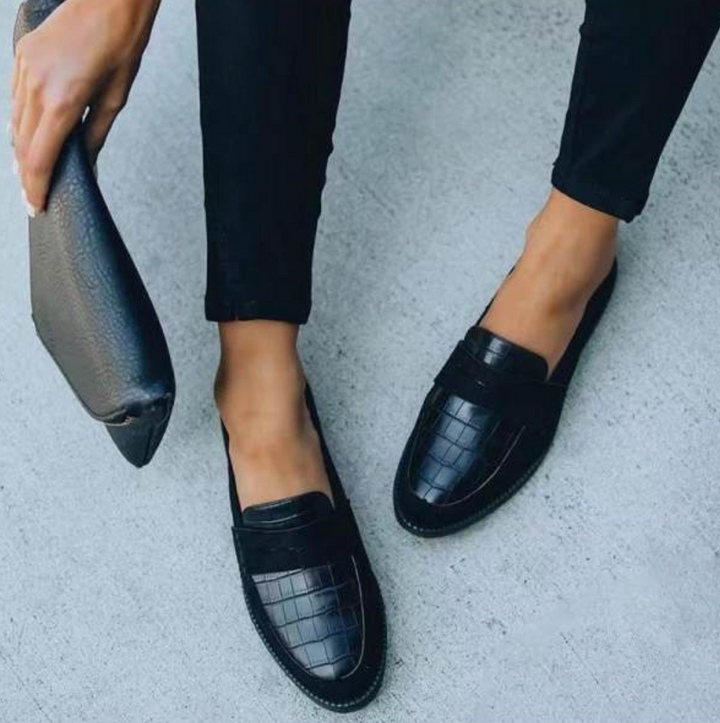 Alora | Women’s Casual Croc Pattern Loafers