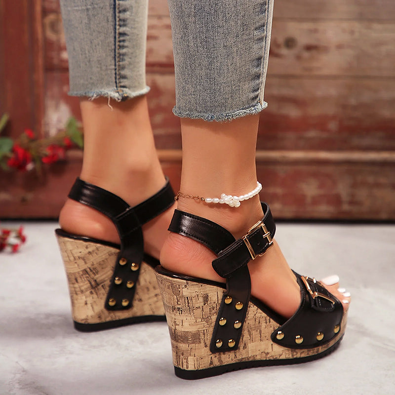 Jane | Women’s Platform Sandals with Cut-Out Upper and Ankle Strap