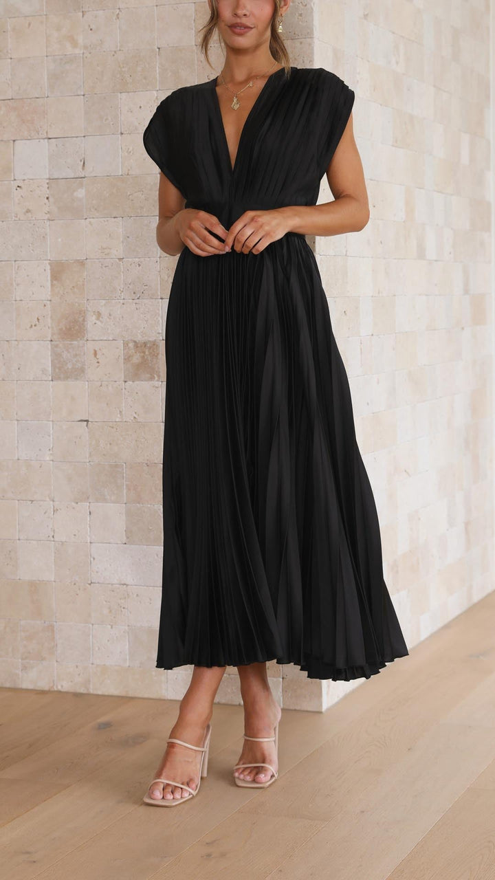 Zahra | Women's Elegant Pleated Maxi Dress