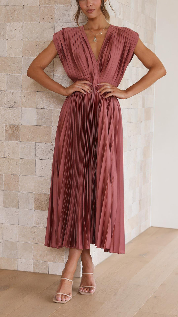 Zahra | Women's Elegant Pleated Maxi Dress