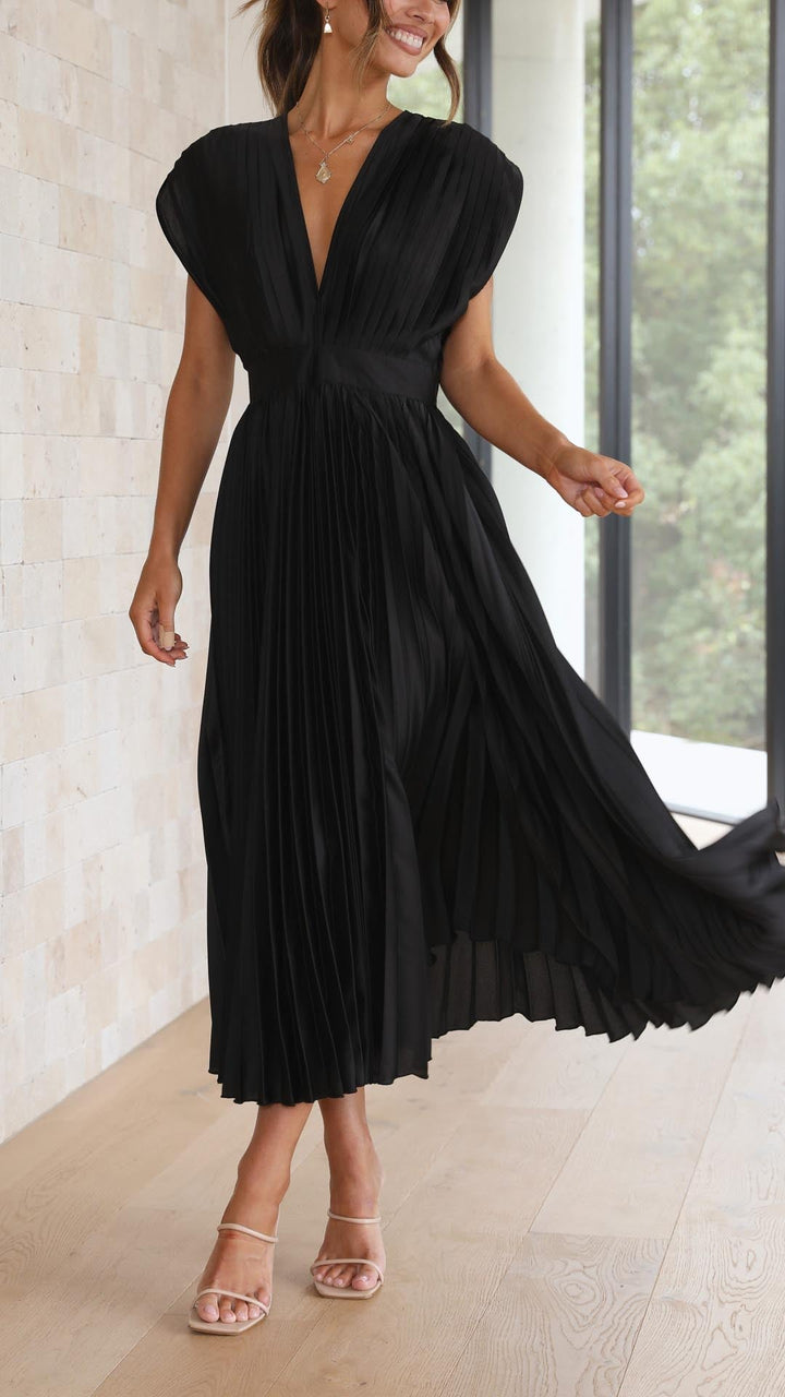 Zahra | Women's Elegant Pleated Maxi Dress