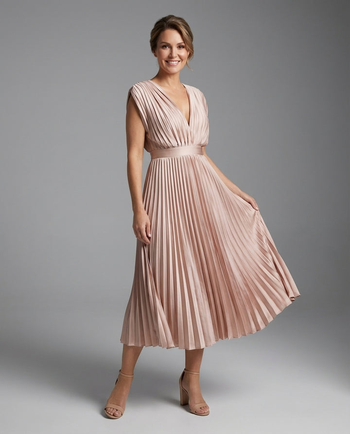 Zahra | Women's Elegant Pleated Maxi Dress