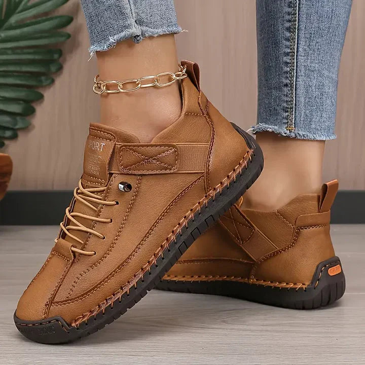 Kallie | Women&