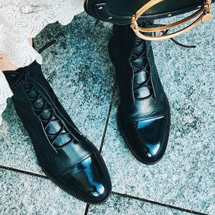 Carolyn | Women&