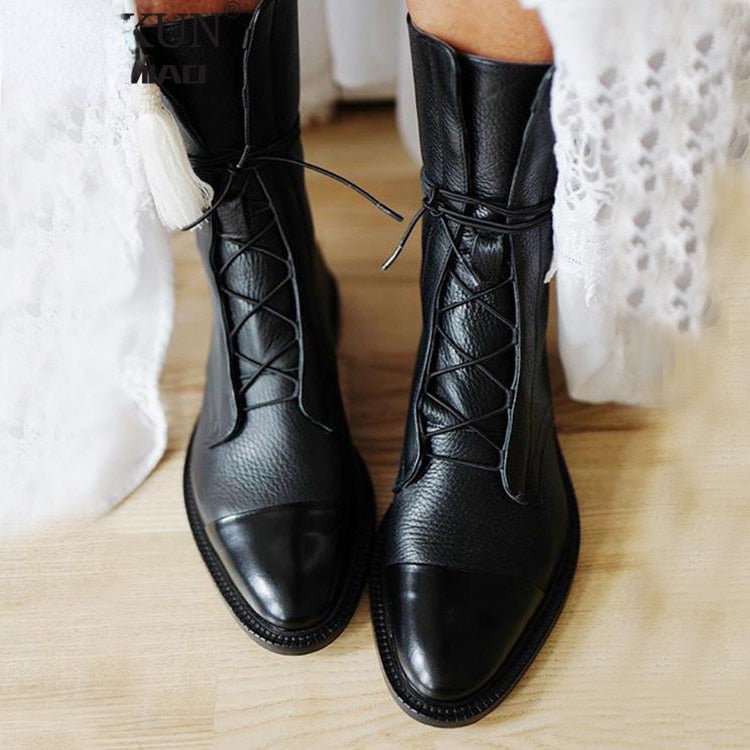 Carolyn | Women&