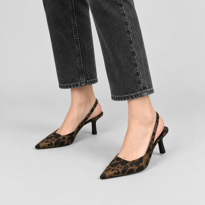 Carolyn | Women&