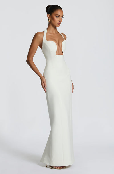 Cassandra | Women&
