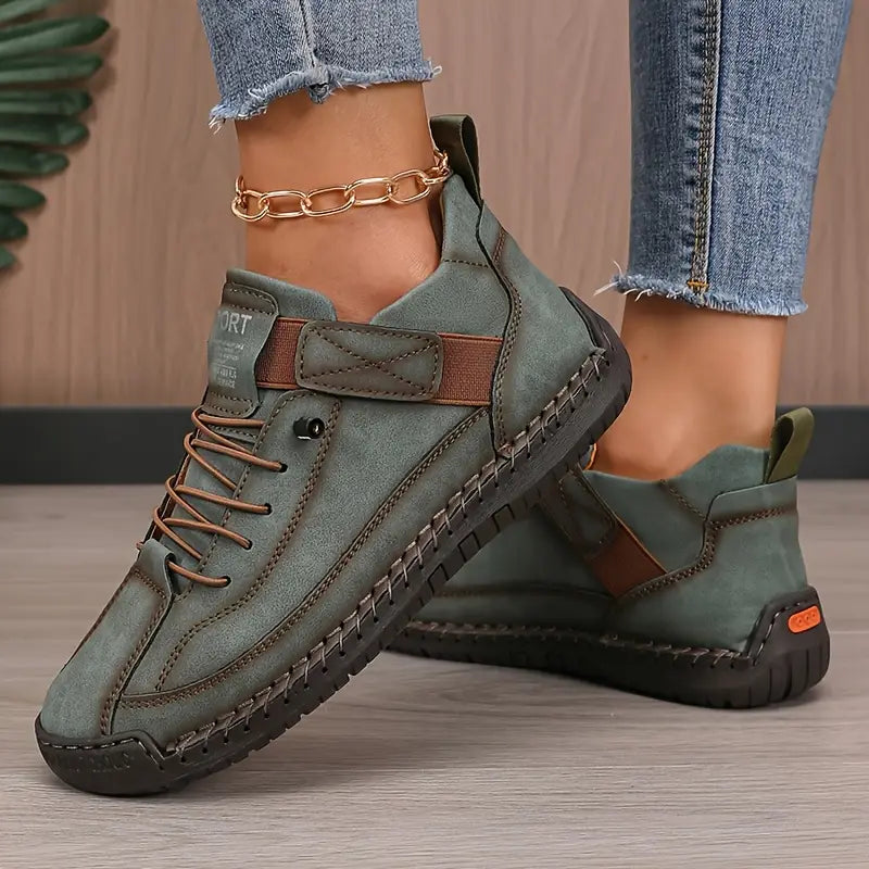 Kallie | Women&