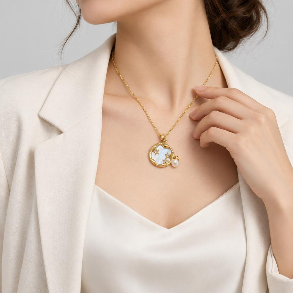Grace | Women's Elegant Moonstone Pearl Necklace