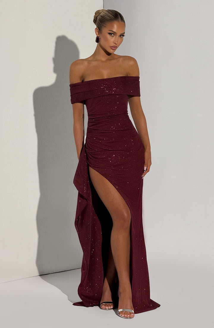 Emilia | Women&