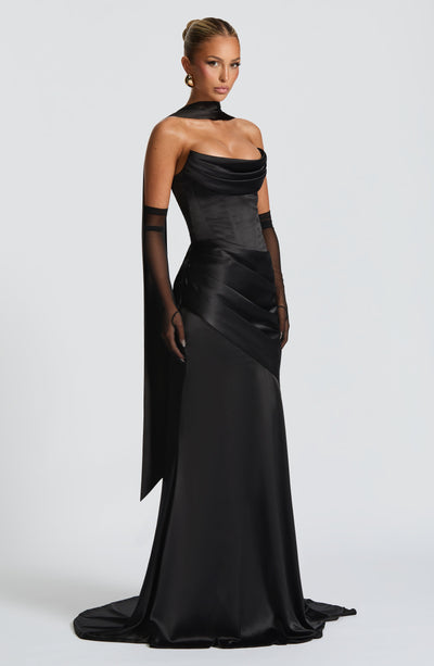 Amelia | Women&