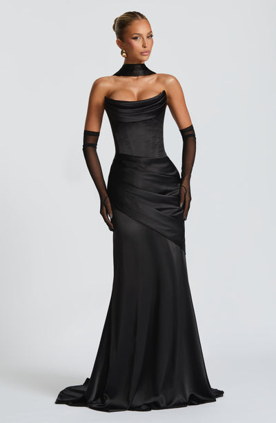 Amelia | Women&