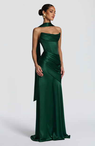 Amelia | Women&