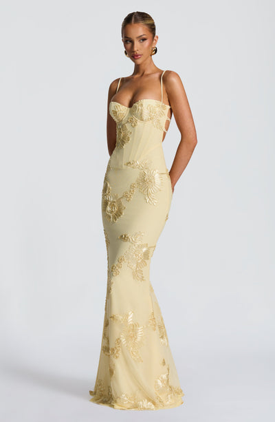 Kiara | Women&