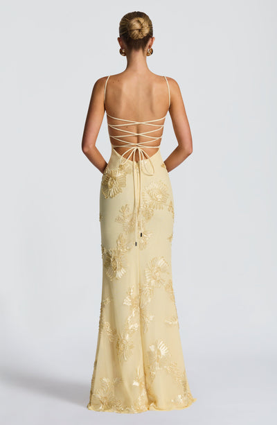 Kiara | Women&