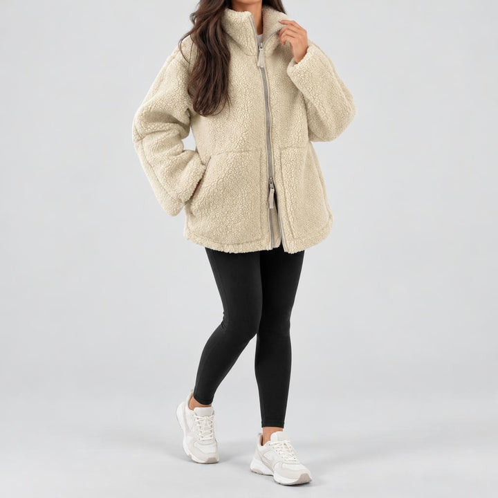 Nicola | Women&