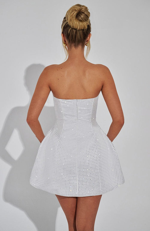 Genevieve | Women&