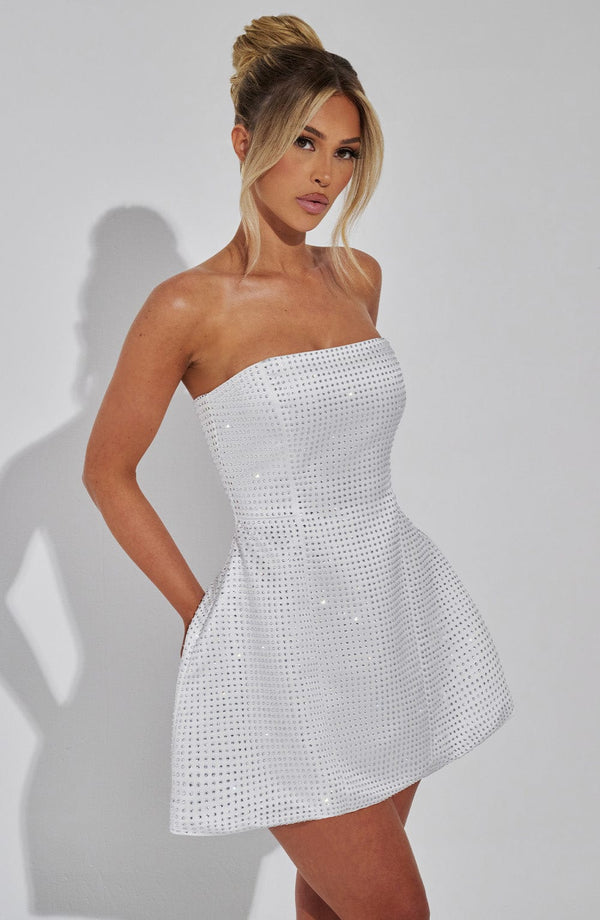Genevieve | Women&