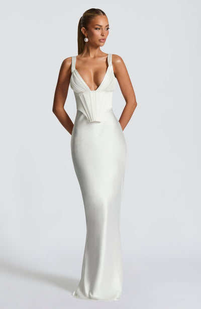 Genevieve | Women&
