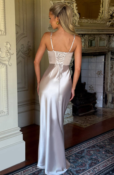 Genevieve | Women&