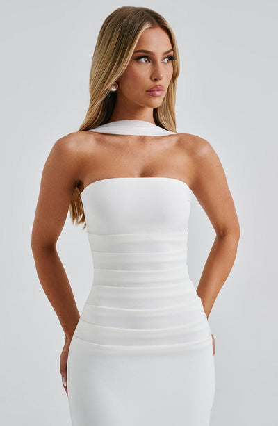 Elena | Women&